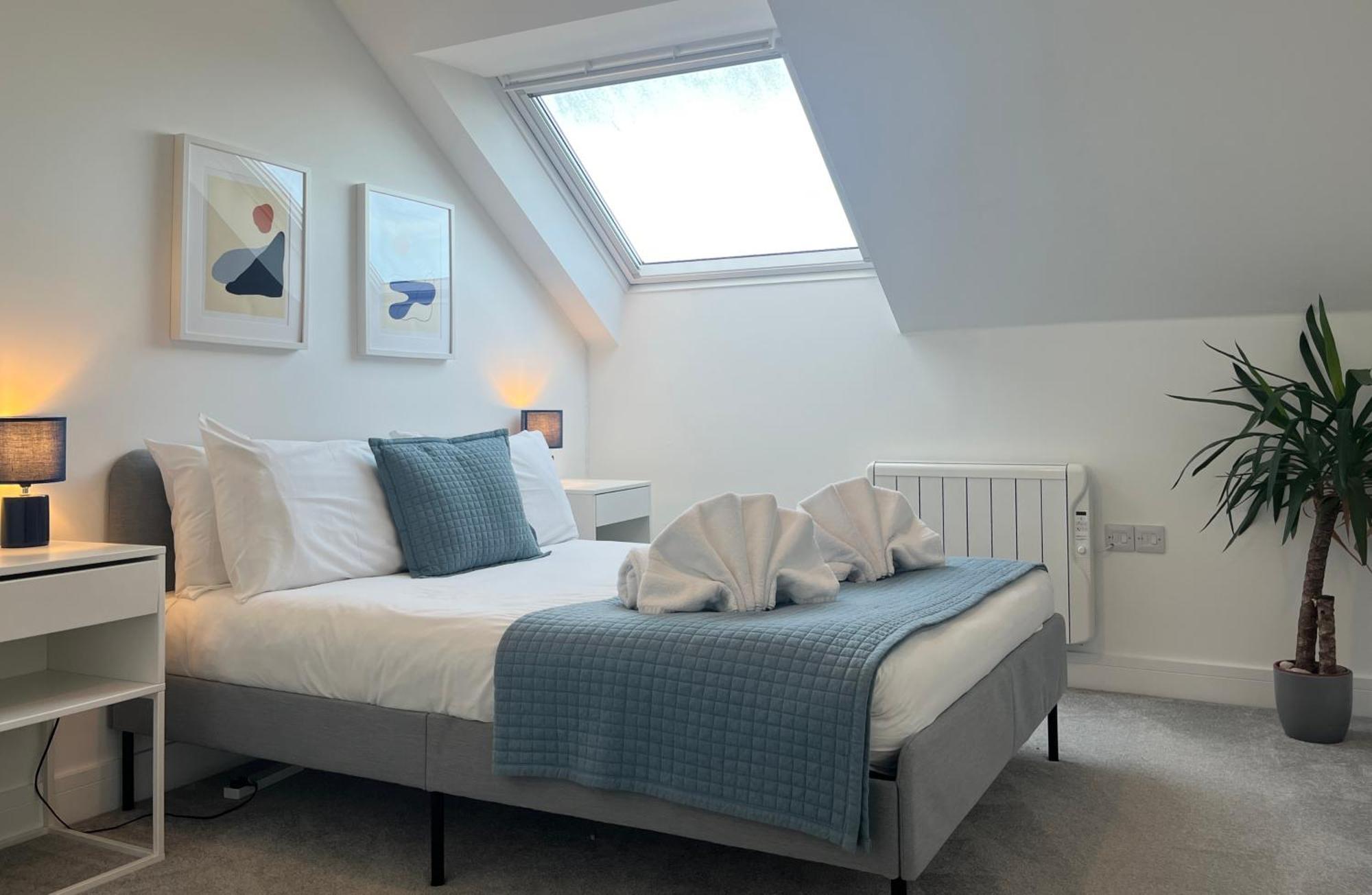 Stunning Penthouse In Penzance "Amazing Sea Views" Lägenhet Exteriör bild
