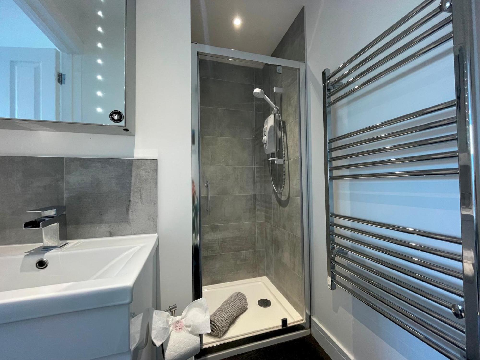 Stunning Penthouse In Penzance "Amazing Sea Views" Lägenhet Exteriör bild